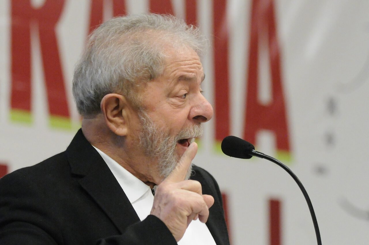 Lula Vai Ao Tse Para Apagar Postagens Que O Associam Ao Satanismo