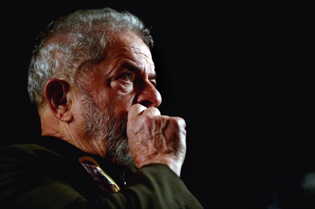 Lula é condenado a 12 anos e 11 meses em caso do sítio de Atibaia