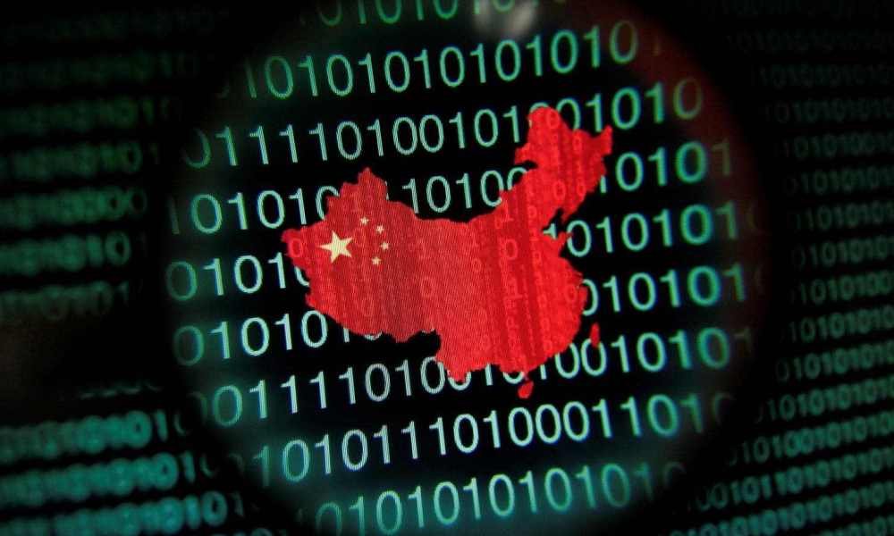 China proíbe websites e encerra contas de mídia social para "corrigir" a Internet   Conexão Política