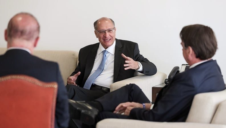Em discurso, Alckmin chama Bolsonaro de "oportunista" e "desleal"   Conexão Política