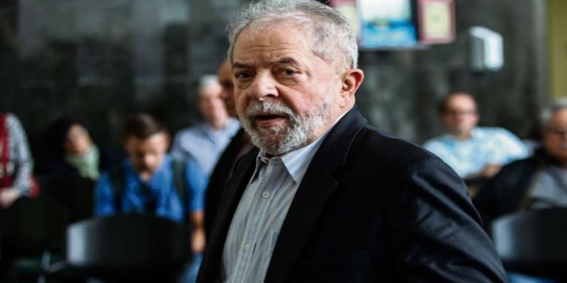 New York Times opina sobre prisão de Lula   Conexão Política