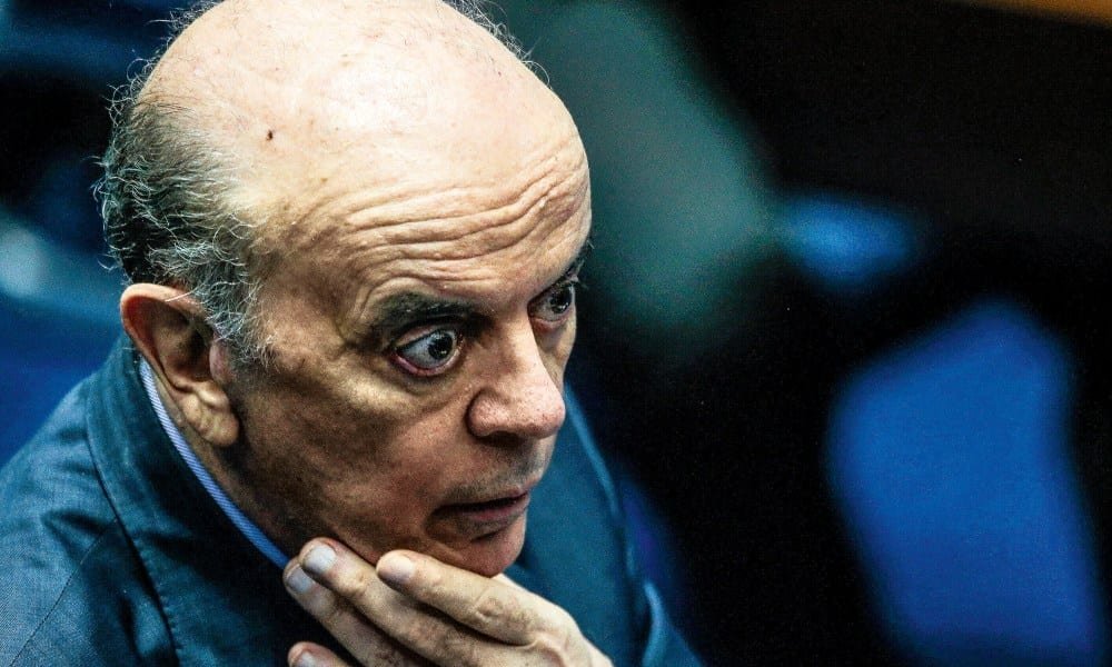 Serra diz que medida de Paulo Guedes que reduz imposto é “entreguista” e “vagabunda”