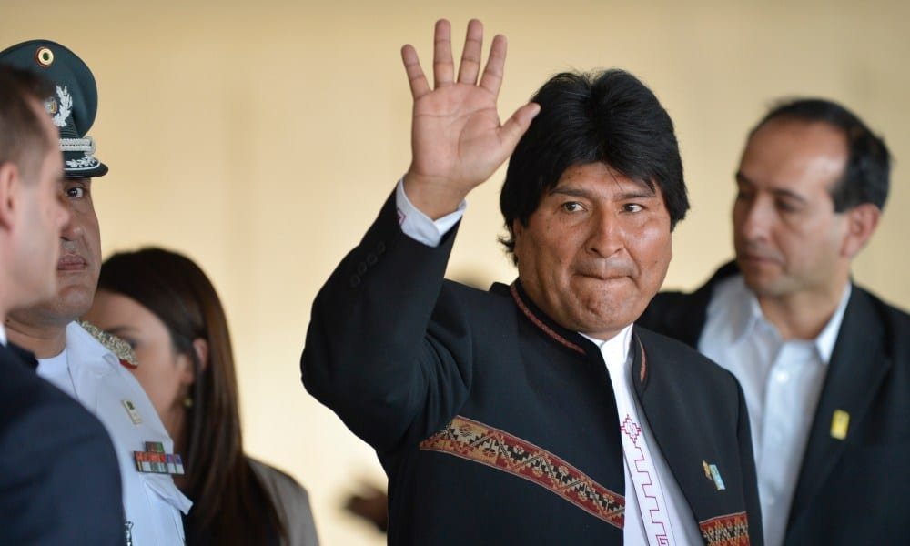 Bolivianos vão às urnas para escolher presidente e outras autoridades