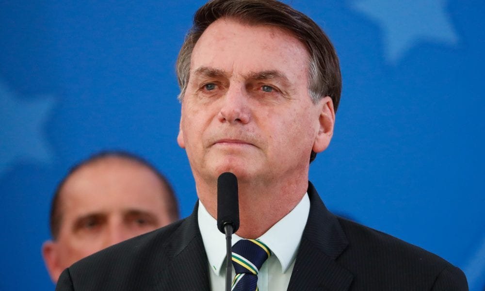 Criminosos vazam dados de Bolsonaro, filhos, ministros e de alguns de seus apoiadores