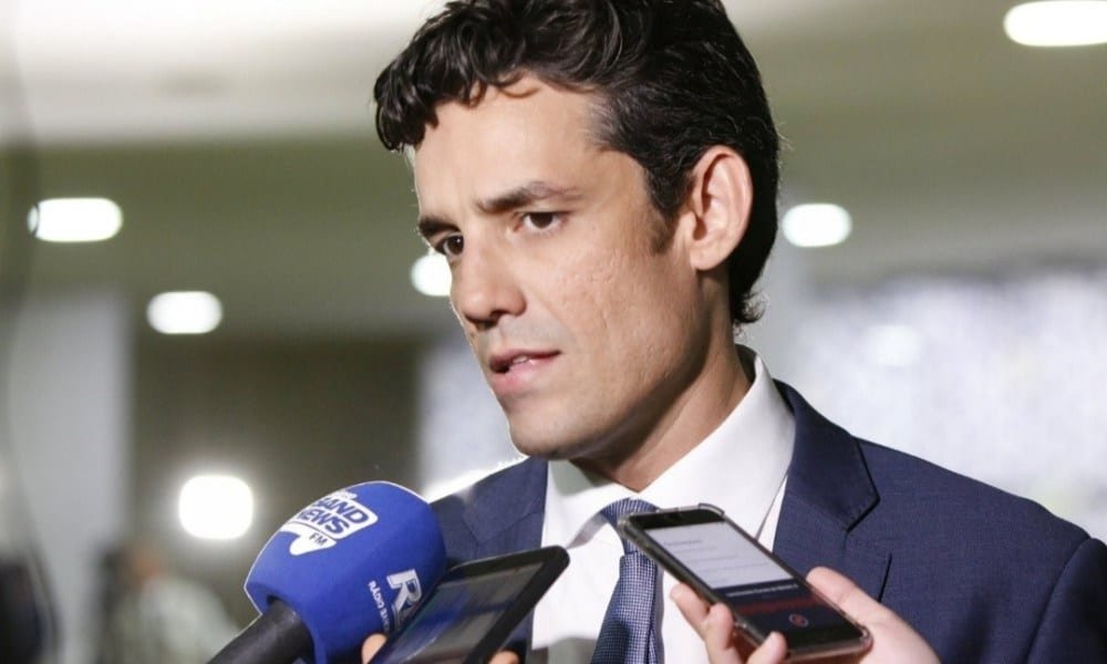 Daniel Coelho votará contra PL2630: “Ameaça direitos fundamentais e estabelece censura”