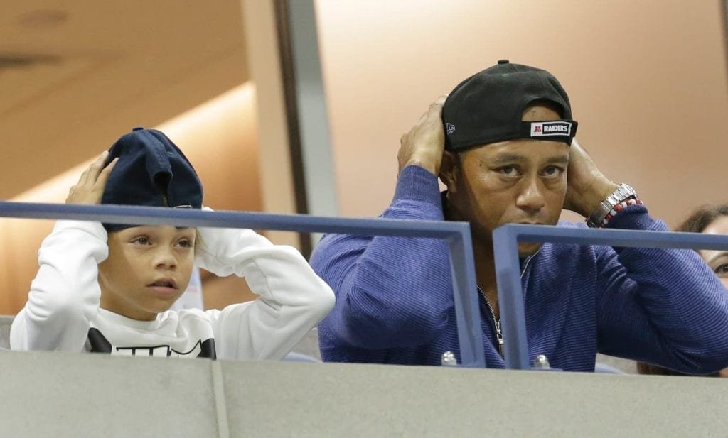 Tiger Woods e seu filho Charlie, de 11 anos, vão jogar o campeonato PNC