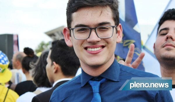 Carmelo Neto quer usar dinheiro do Carnaval na Saúde