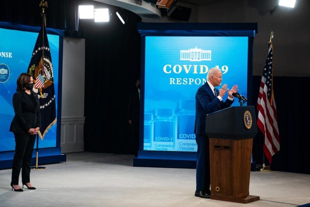 Atualizações ao vivo: Biden assinará legislação estendendo o programa de empréstimos da era da pandemia para pequenas empresas