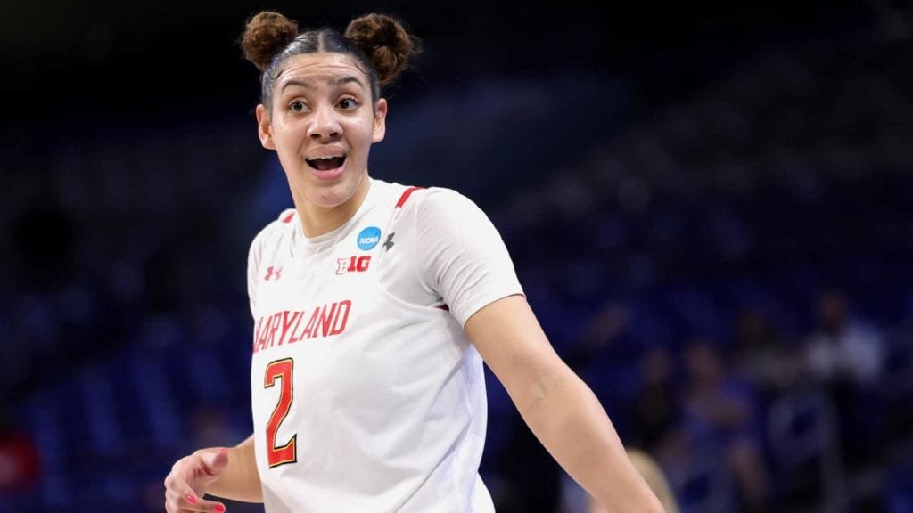 Mimi Collins é a heroína anônima do basquete feminino de Maryland