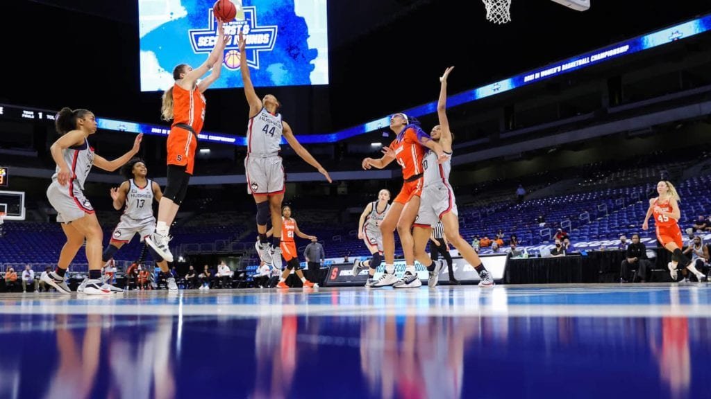 O jogo shell da NCAA é um escândalo do basquete feminino