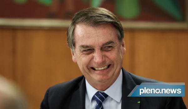 Bolsonaro afirma que já está imunizado contra a Covid-19