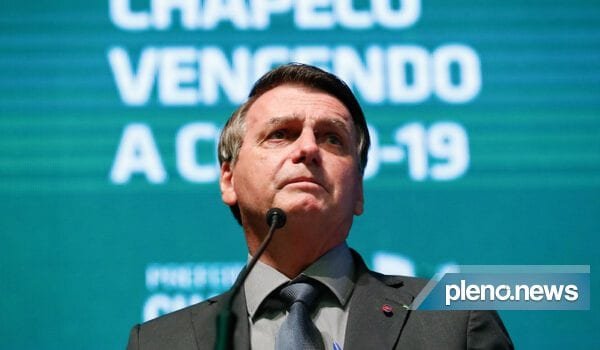 Bolsonaro: ‘Pandemia é, em parte, usada para derrubar o presidente’