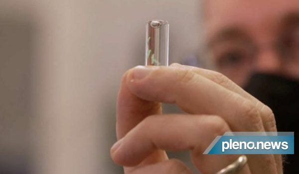 Cientistas criam sensor para implantar na pele e detectar vírus