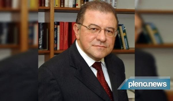 Ex-ministro do STJ, Paulo Medina morre aos 79 anos por Covid