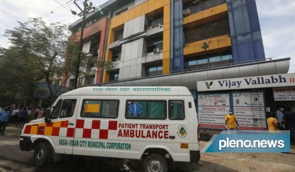 Incêndio em hospital mata pacientes com Covid na Índia
