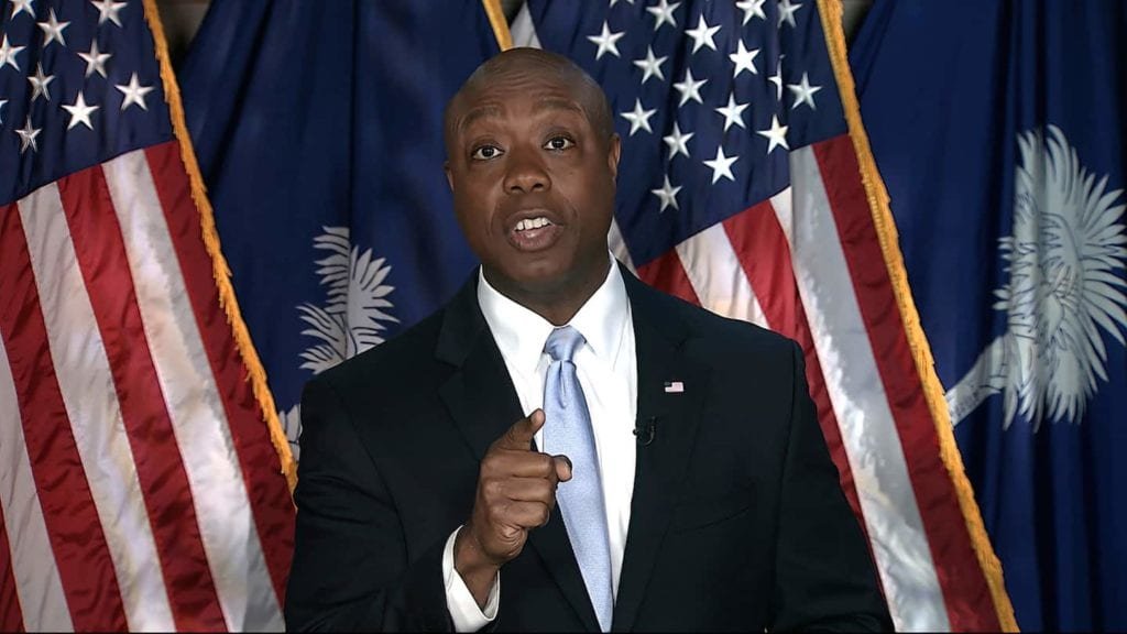 Os comentários do senador Tim Scott sobre raça acendem um debate acirrado