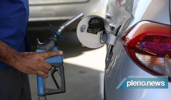 Petrobras reduz o preço da gasolina e o do diesel em 2%