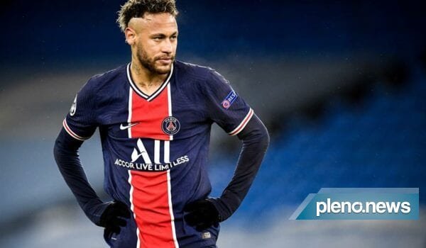 PSG anuncia renovação de contrato com Neymar até 2025