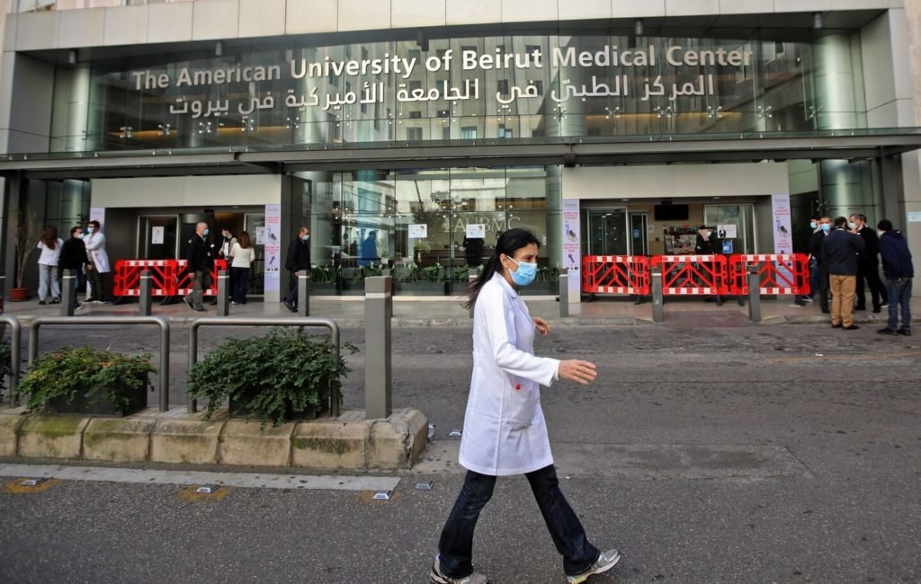 Crise do Líbano: êxodo de médicos e enfermeiras em meio à crise médica