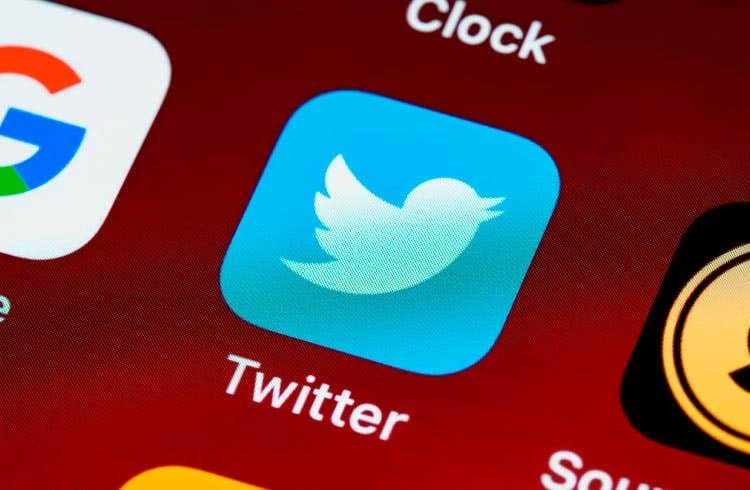Twitter is testing payments on Ether;  hacker managed to activate system