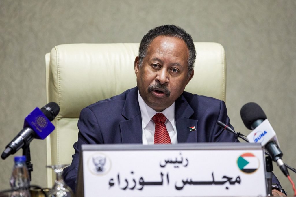 O primeiro-ministro do Sudão, Abdalla Hamdok, será reintegrado após golpe em um novo acordo com militares