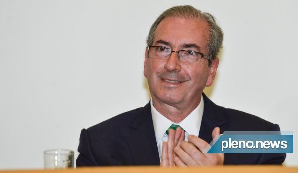 TRF-1 anula condenação por fraude no FGTS contra Cunha