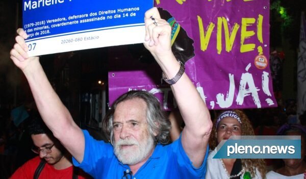Deputado do PSOL chama Zé de Abreu de “Tiririca da oposição”
