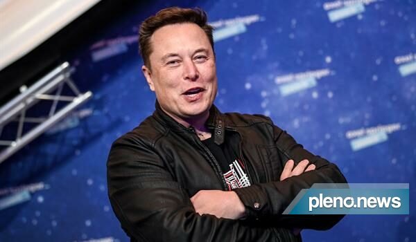 Elon Musk critica Metaverso e exalta implante de chips no cérebro
