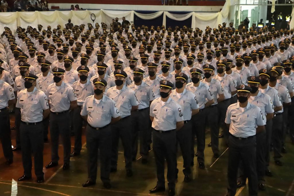 Governo do Estado realiza formatura de 352 novos sargentos da Polícia Militar