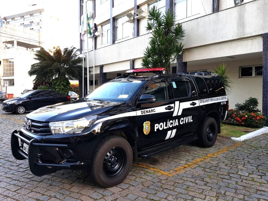 DPHM prende suspeito de roubar celular em Vitória