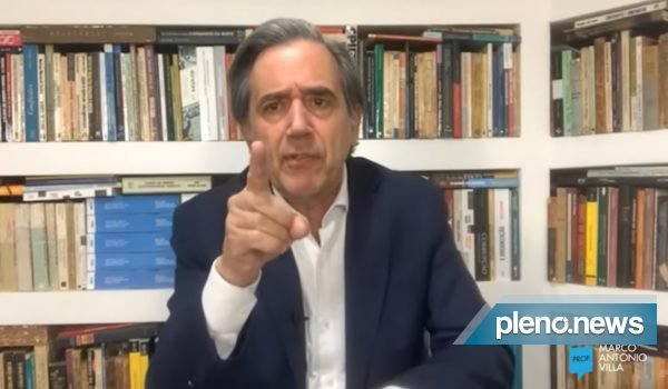 Colunista do UOL critica Jair Bolsonaro e fala em ‘espetáculo’