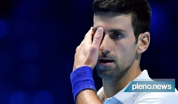 Família denuncia situação de Djokovic: “Ele é um prisioneiro”