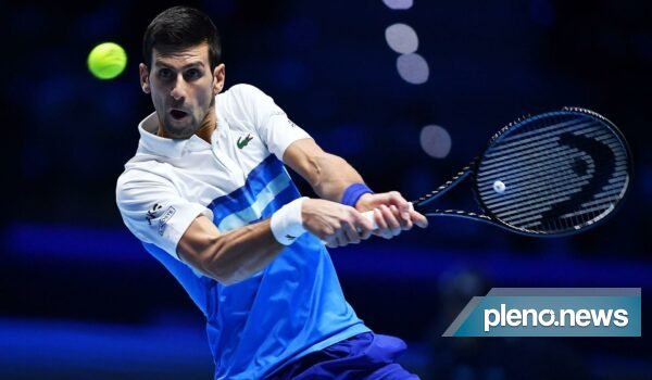 Austrália diz que Djokovic não é prisioneiro e que pode ir embora