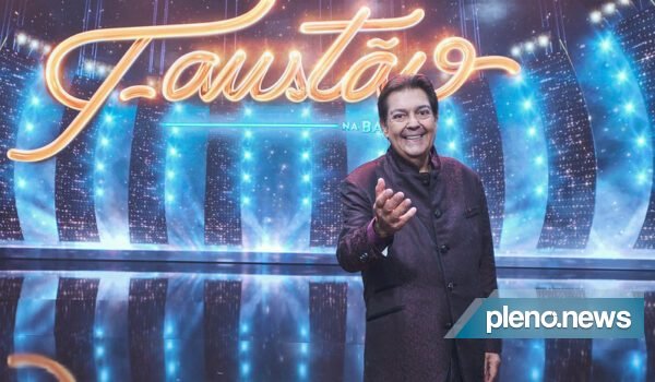 Faustão estreia na Band “alfinetando” a TV Globo