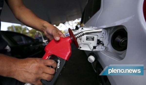 ANP: Gasolina chega a R$ 8 pela primeira vez no fim de janeiro