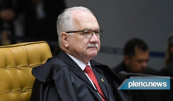 STF: Fachin vota por rejeitar denúncia da PGR contra Lira