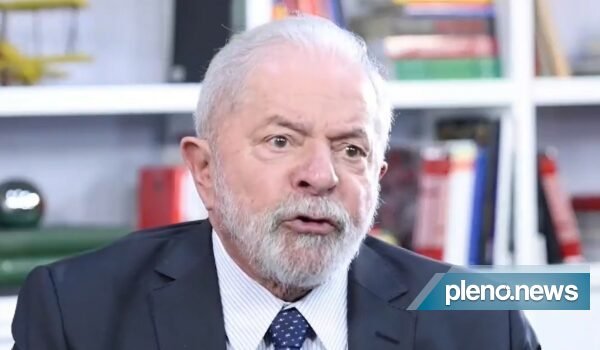 Revoltada, web lança repúdio com #LulaLadrão no Twitter