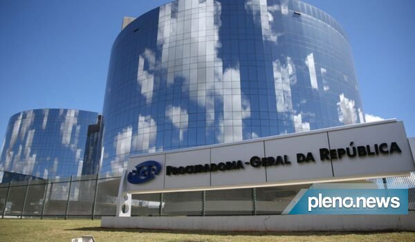 PGR aguarda provas da CPI para denúncias contra Bolsonaro