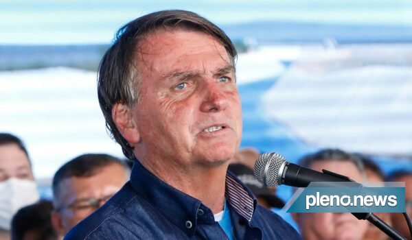 PGR sugere arquivar ação contra Bolsonaro por vazamento