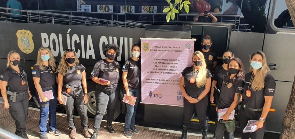 Operação Resguardo II: Polícia Civil realiza ação preventiva de orientação no enfrentamento à violência contra mulher