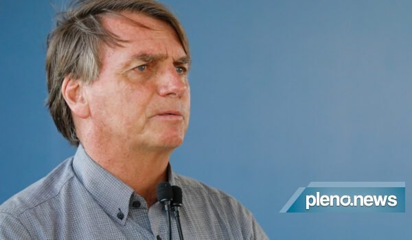 PGE diz ao TSE não ver propaganda antecipada de Bolsonaro contra Lula