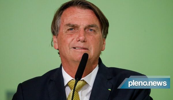 Bolsonaro diz querer ‘entregar o bastão da Presidência’ e ‘pescar’