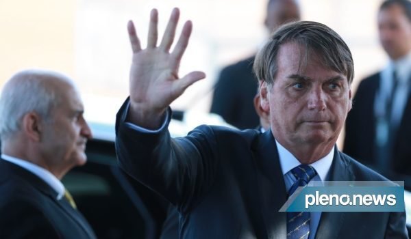 Apoiadores de Bolsonaro tentam contornar bloqueio do Telegram