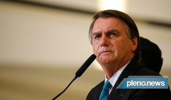 Excluir post de Bolsonaro é condição para Telegram voltar