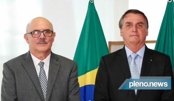Milton Ribeiro: ‘Bolsonaro não pediu atendimento preferencial’