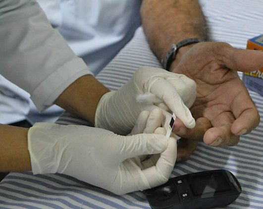 Saiba onde fazer testes rápidos gratuitos de HIV e outras ISTs em Cachoeiro