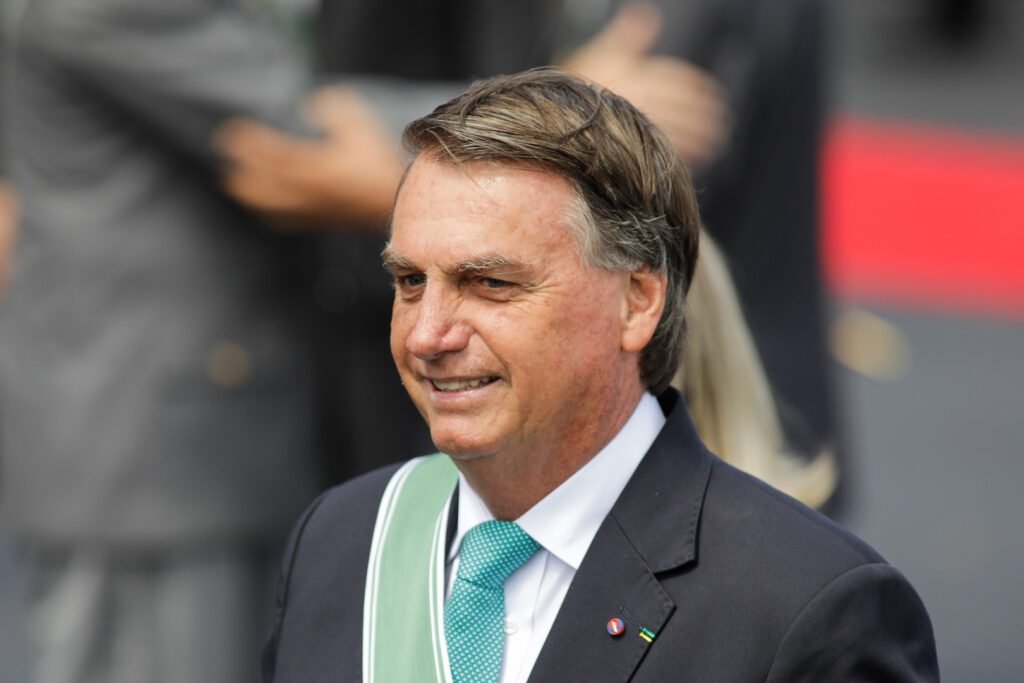 Ao vivo: Bolsonaro vai à cerimônia de regularização fundiária