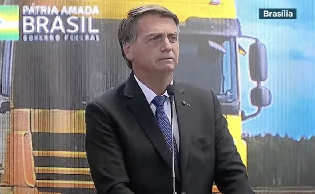 Bolsonaro celebra derrubada da urgência de PL das Fake News