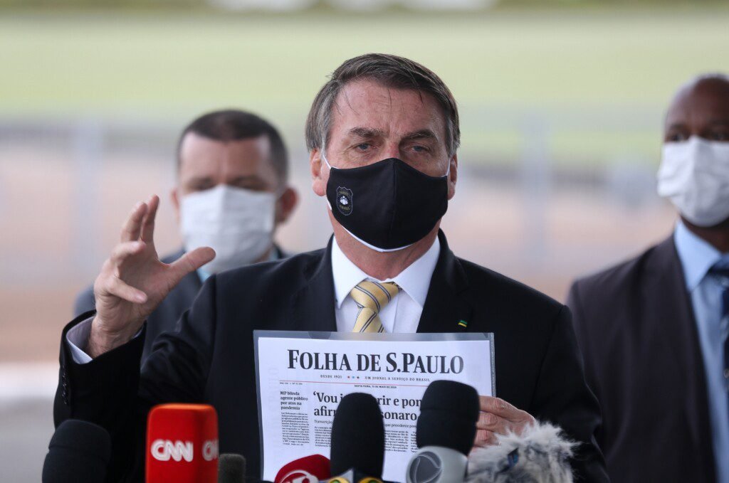 Folha volta a utilizar “despiora” para se referir a Bolsonaro