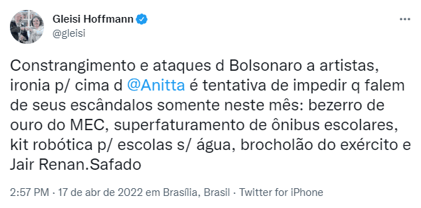 Gleisi defende Anitta e ataca o presidente Jair Bolsonaro